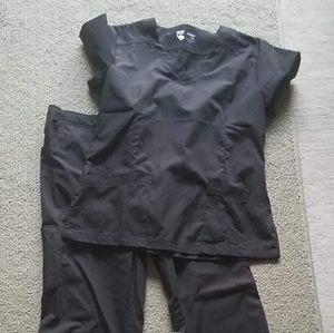 Black scrub set